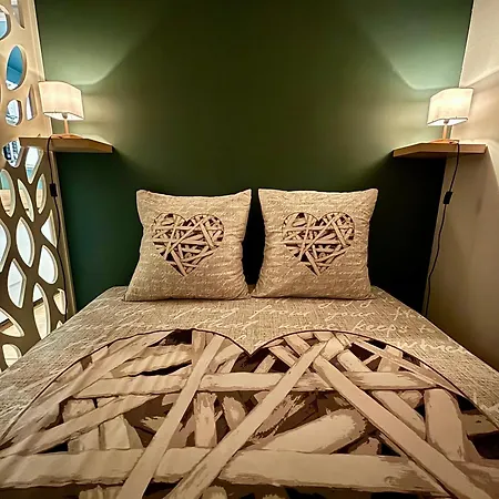 Apartman Le Petit Juanais - Parking Prive